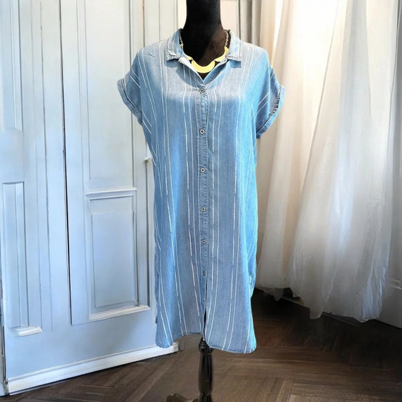 Oso Casuals dress Short sleeve M Blue White Striped Button Front Pleated Back - Picture 1 of 6
